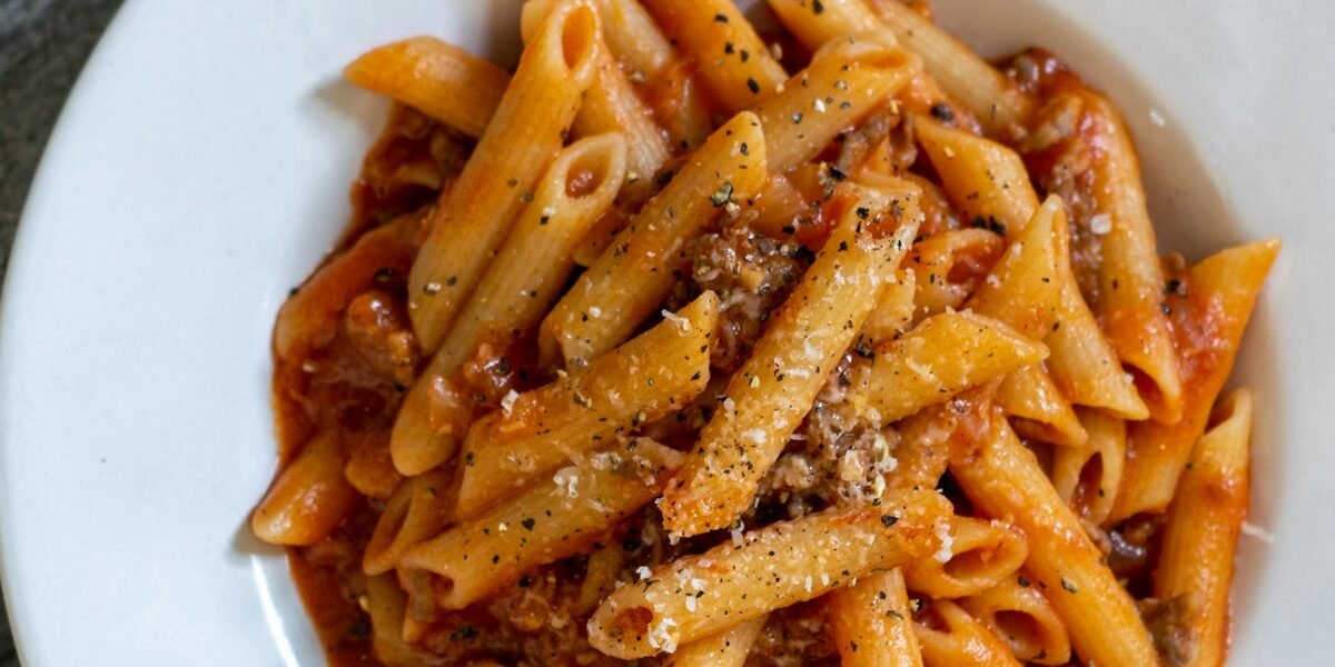 Pasta Cremosa con Pollo y Espinacas